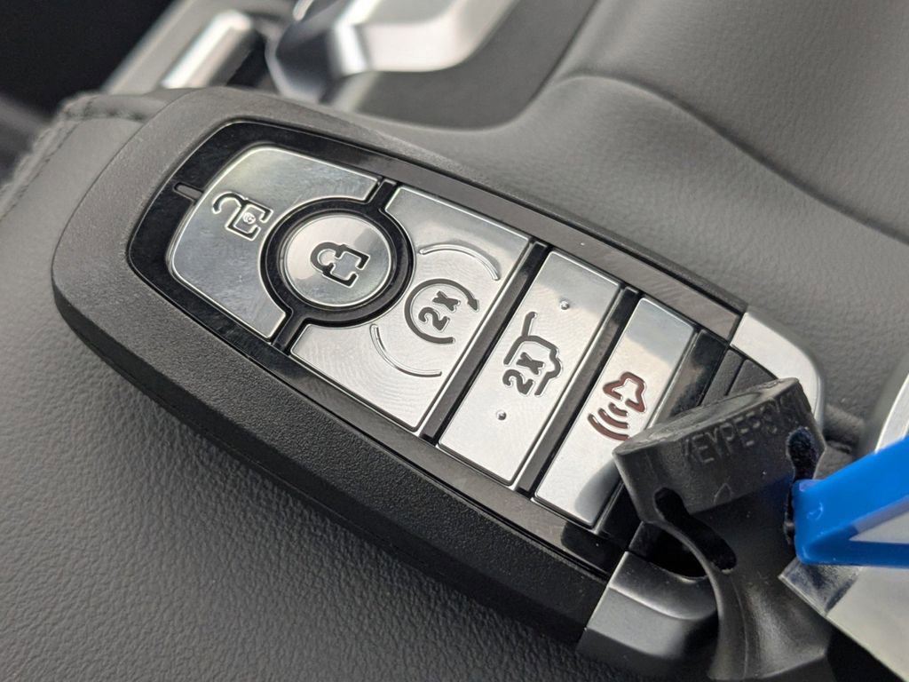 New 2026 Ford Expedition Active image 34