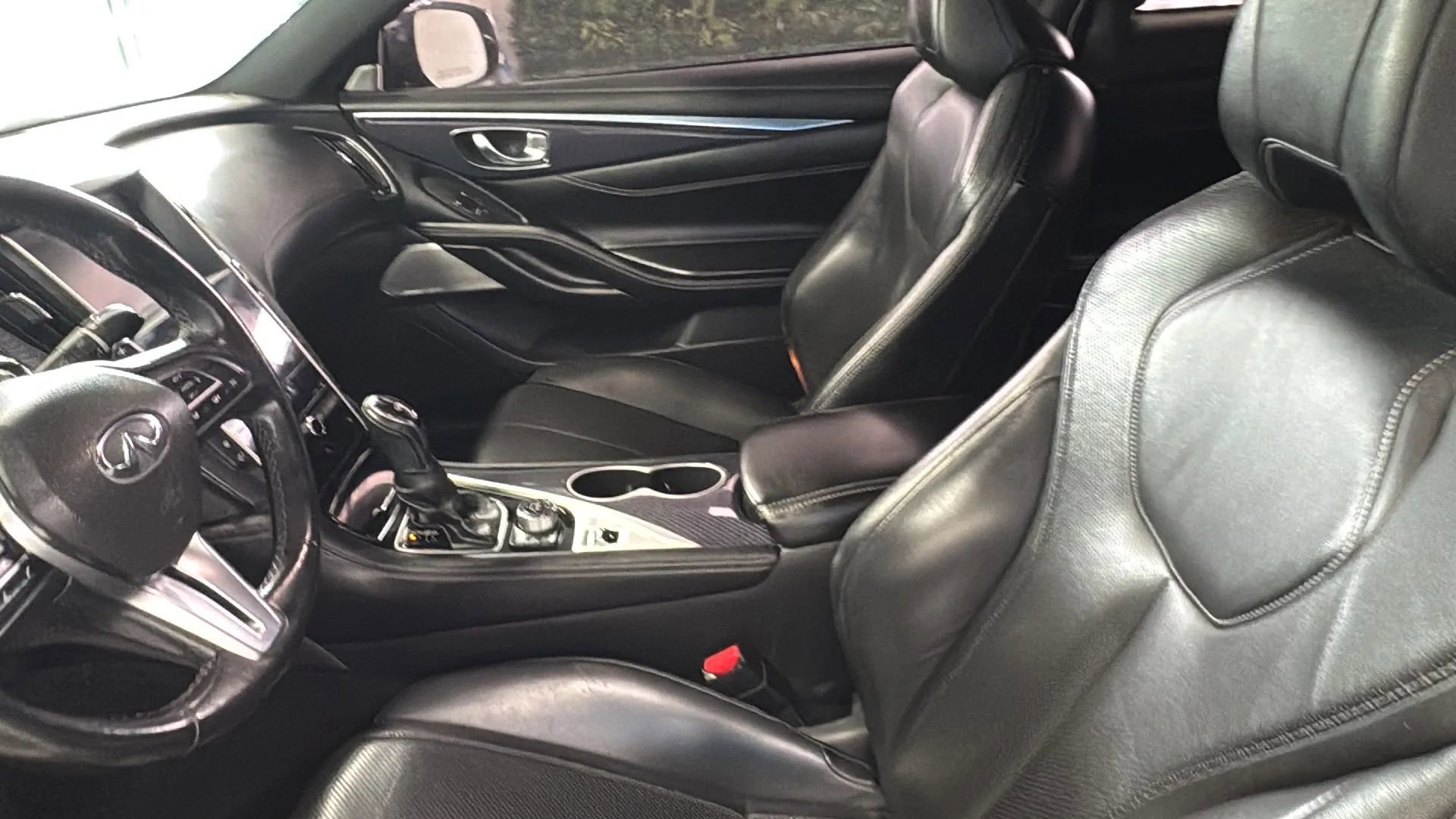 Used 2018 INFINITI Q60 3.0t Sport w/ Sensory Package 3.0T Sport AWD/4WD image 15