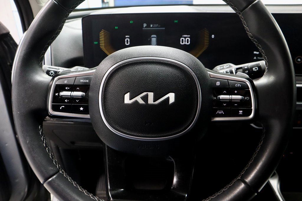 Used 2025 Kia Sorento EX image 33