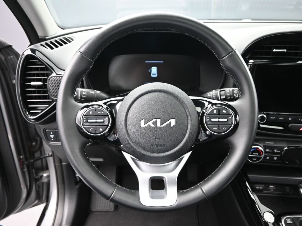 Used 2023 Kia Soul EX image 20