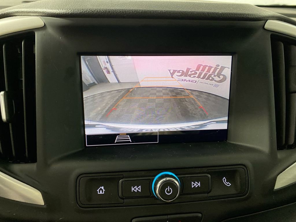 Used 2023 GMC Terrain SLE image 17