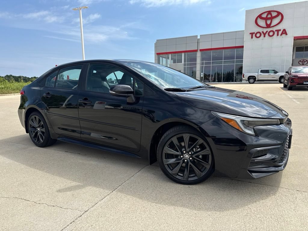 Certified 2023 Toyota Corolla SE w/ Carpet Mat Package (TMS) FWD image 2