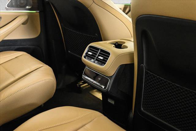 New 2026 Mercedes-Benz GLS 580 4MATIC image 19