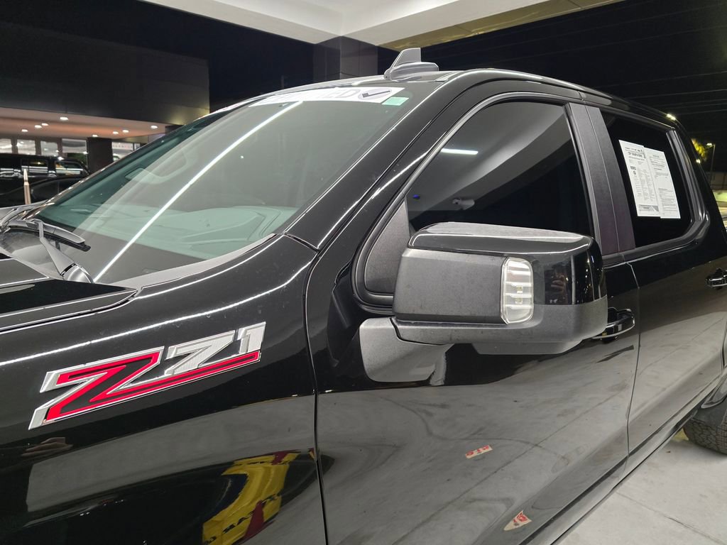 Used 2025 Chevrolet Silverado 1500 RST image 13