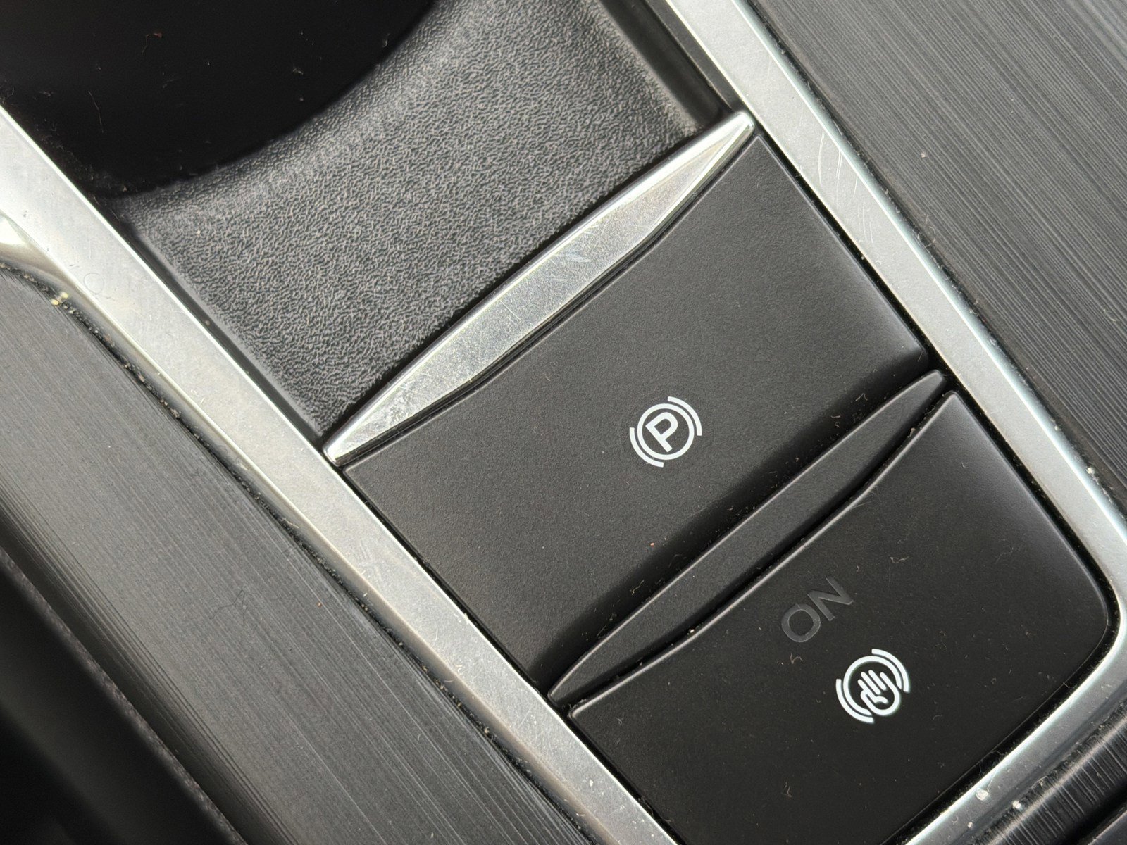 Used 2021 Ford Escape SE image 28