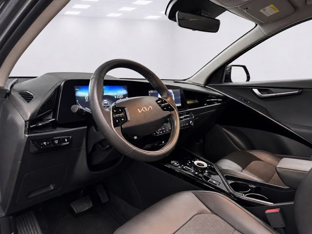 Used 2024 Kia Niro Wind w/ Wind Preserve Package FWD image 12