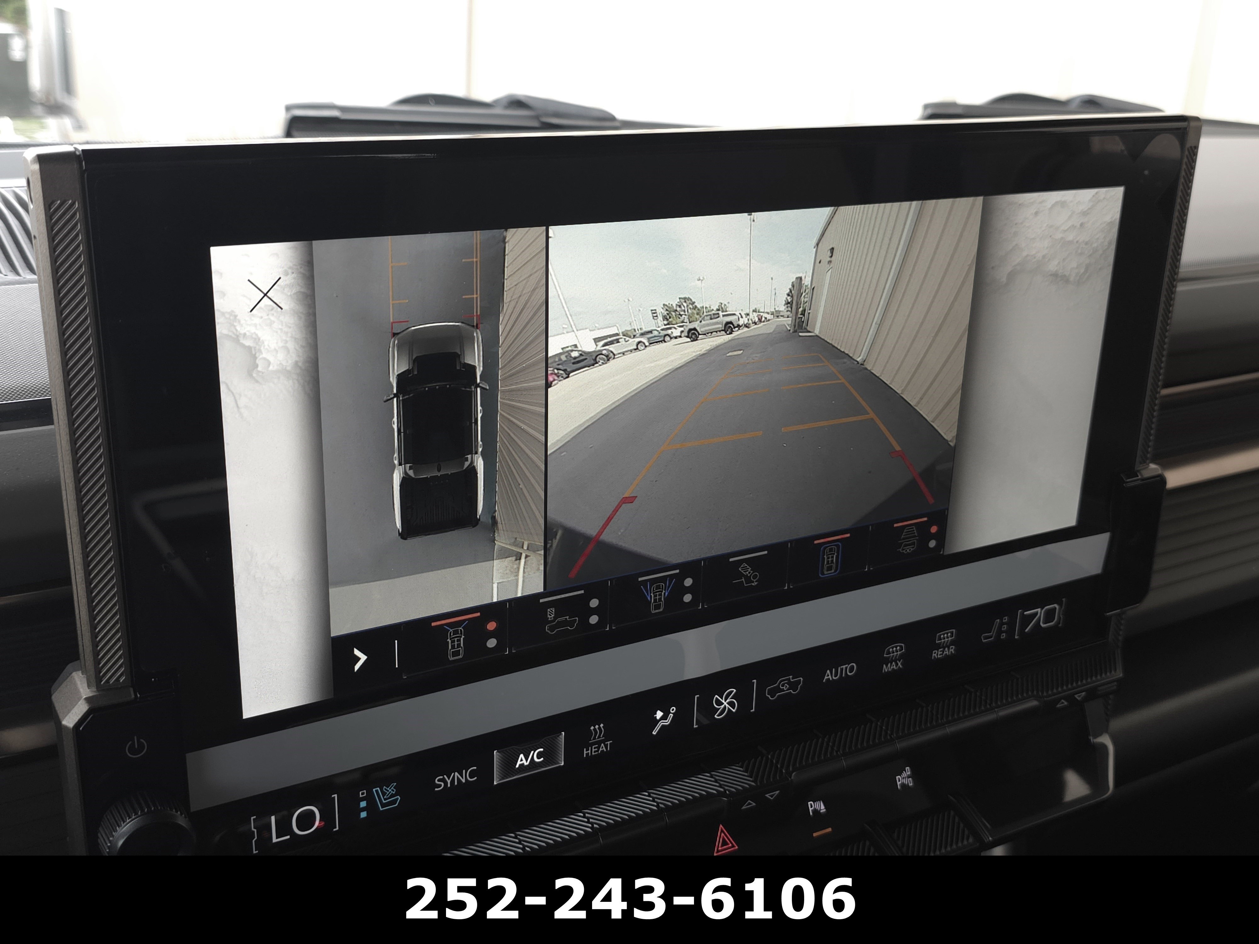 Used 2025 GMC Hummer EV 3X AWD/4WD image 26