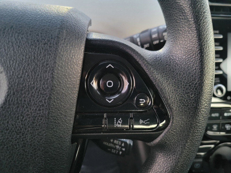 Used 2022 Toyota Prius LE FWD image 27