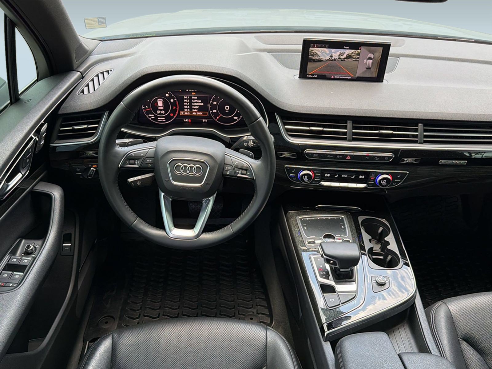 Used 2019 Audi Q7 3.0T Premium Plus w/ Premium Plus Package AWD/4WD image 28