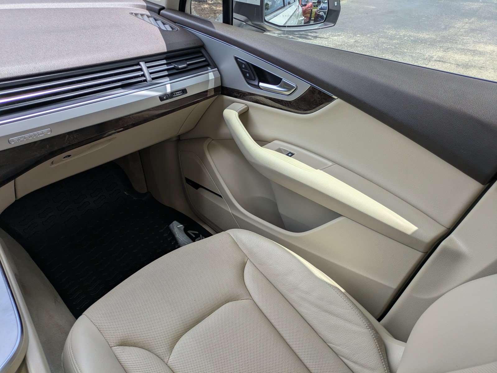 Used 2019 Audi Q7 2.0T Premium Plus AWD/4WD image 15