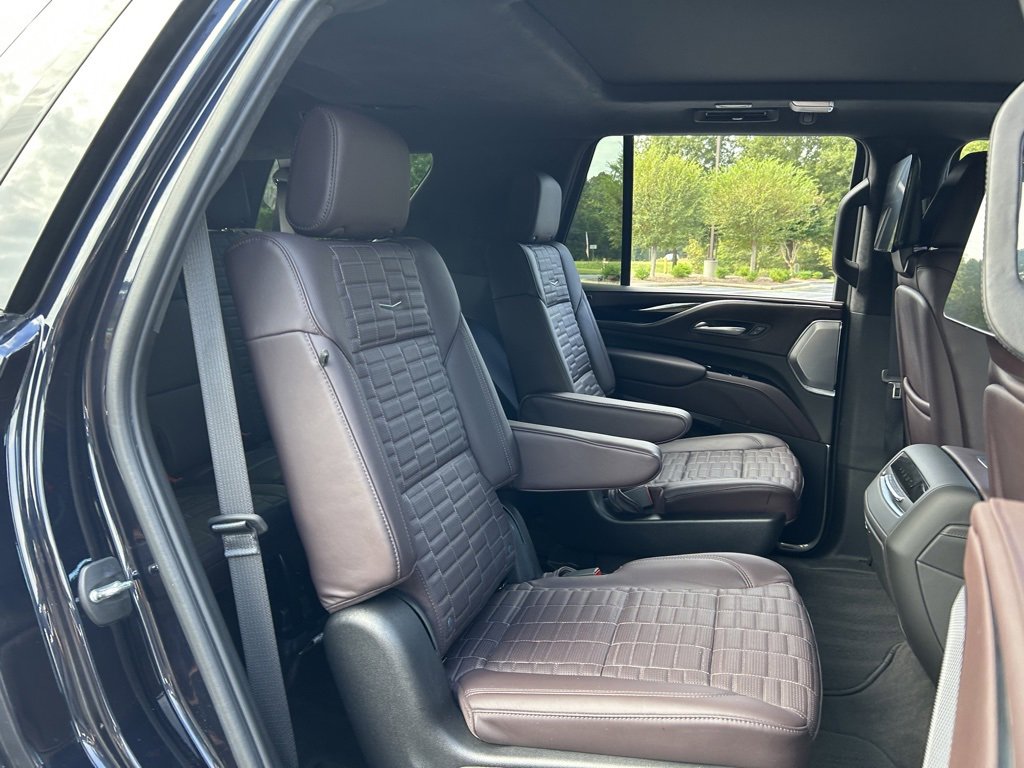 Used 2024 Cadillac Escalade Sport Platinum w/ Heavy-Duty Trailer Package image 50