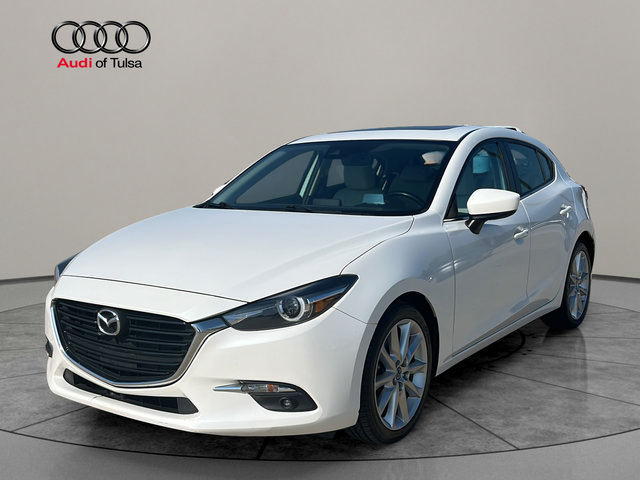 Used 2017 MAZDA MAZDA3 Grand Touring w/ Premium Equipment Package FWD image 3