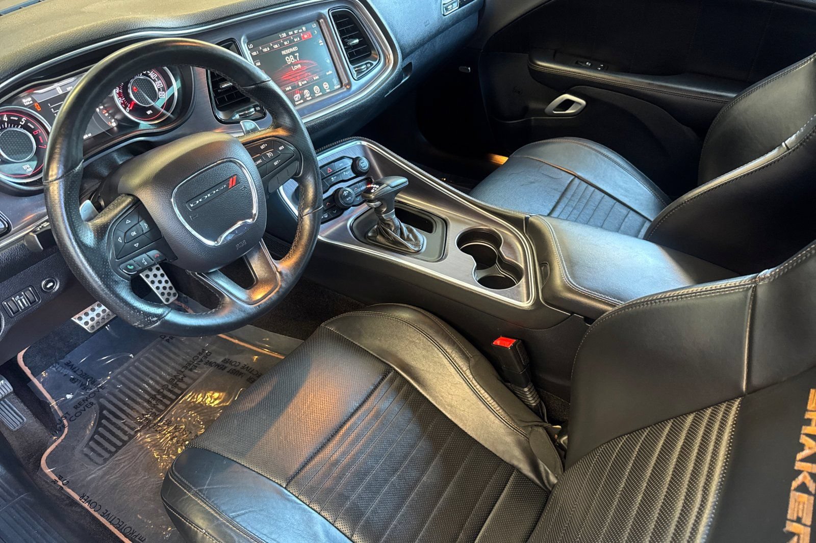 Used 2015 Dodge Challenger R/T Scat Pack RWD image 9