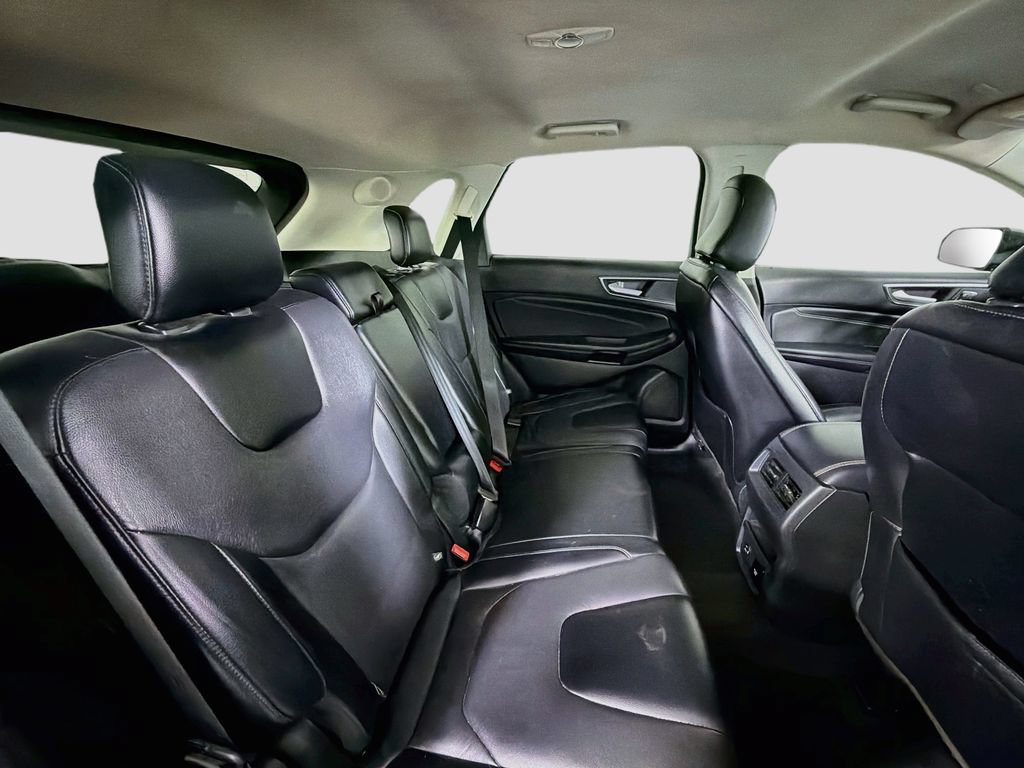 Used 2022 Ford Edge Titanium AWD/4WD image 29