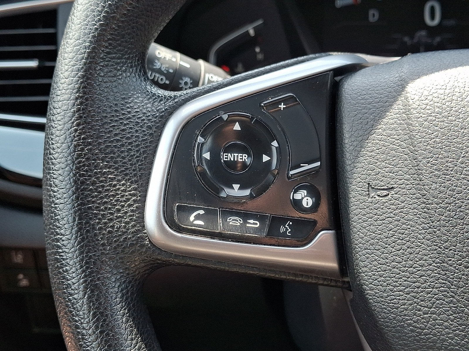 Used 2019 Honda CR-V EX image 22