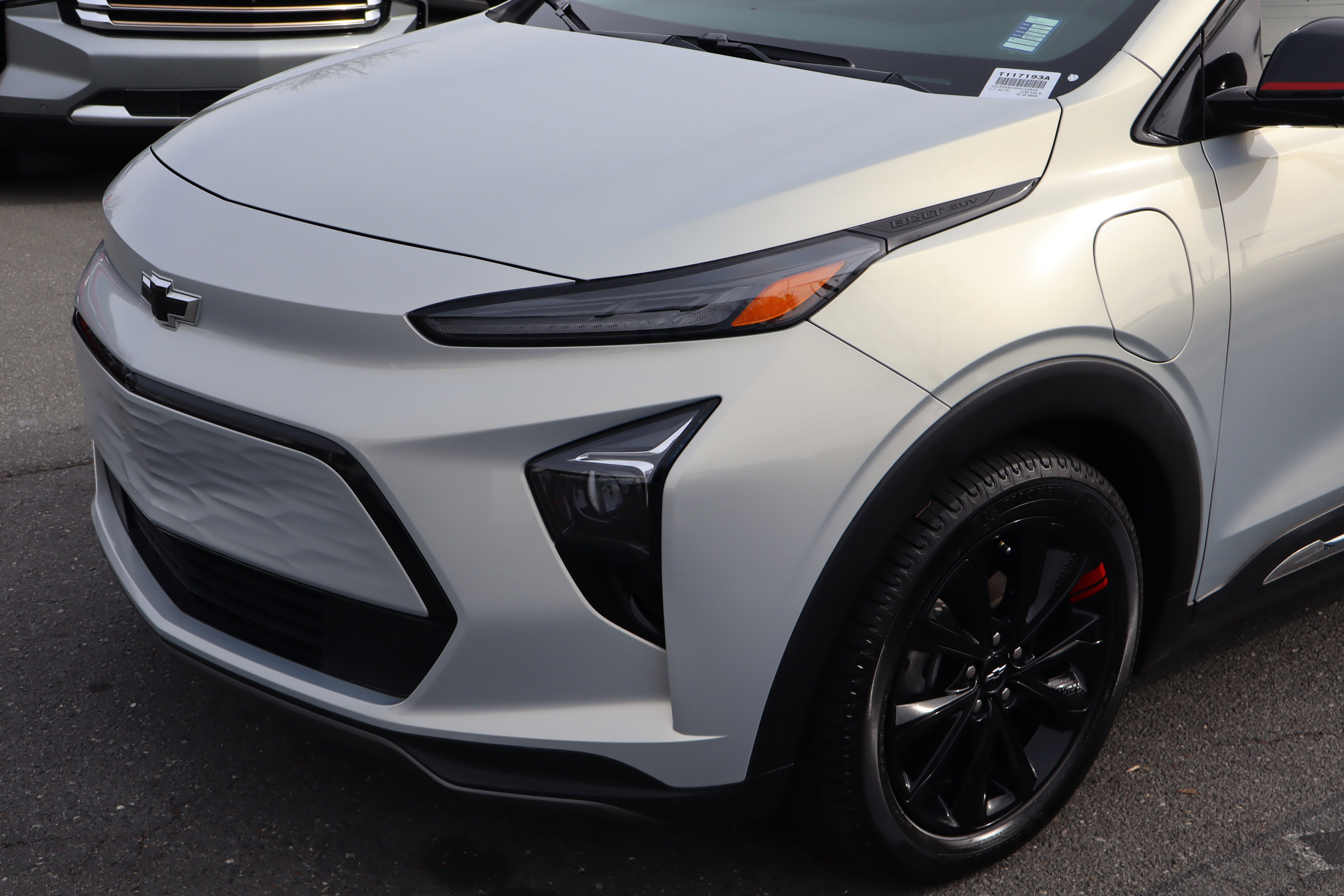 Certified 2023 Chevrolet Bolt EUV Premier w/ Sun & Sound Package image 6