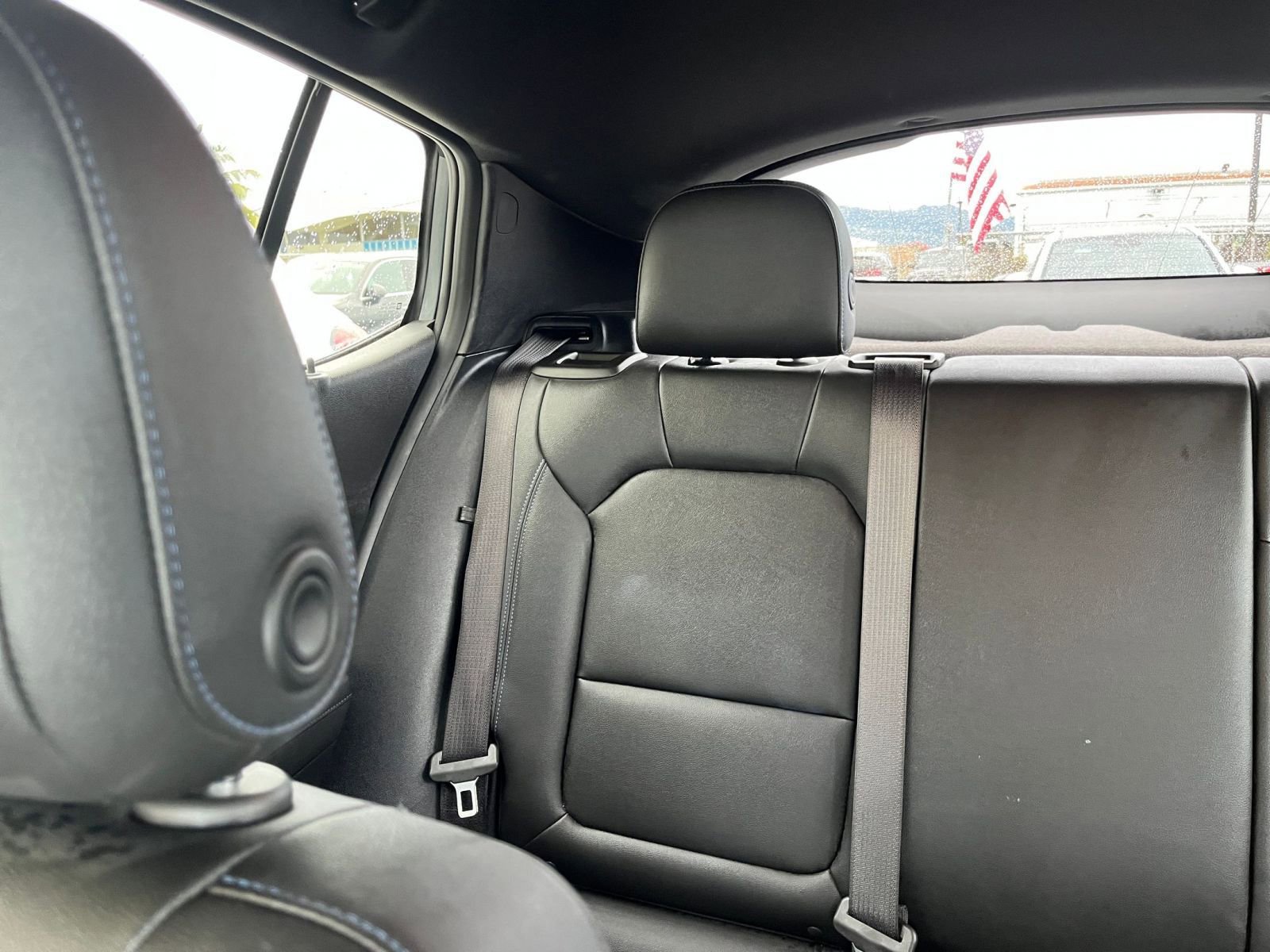 Used 2025 Buick Envista Sport Touring image 39