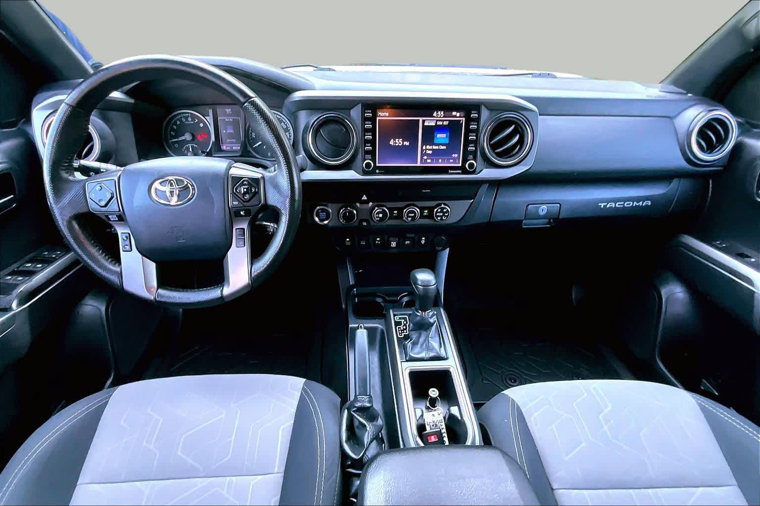 Used 2020 Toyota Tacoma TRD Off-Road w/ Technology Package AWD/4WD image 14