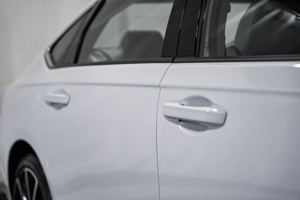 Used 2025 Honda Accord Touring image 18