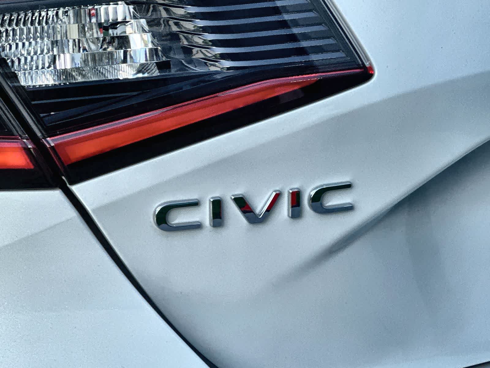 Used 2025 Honda Civic Sport image 15
