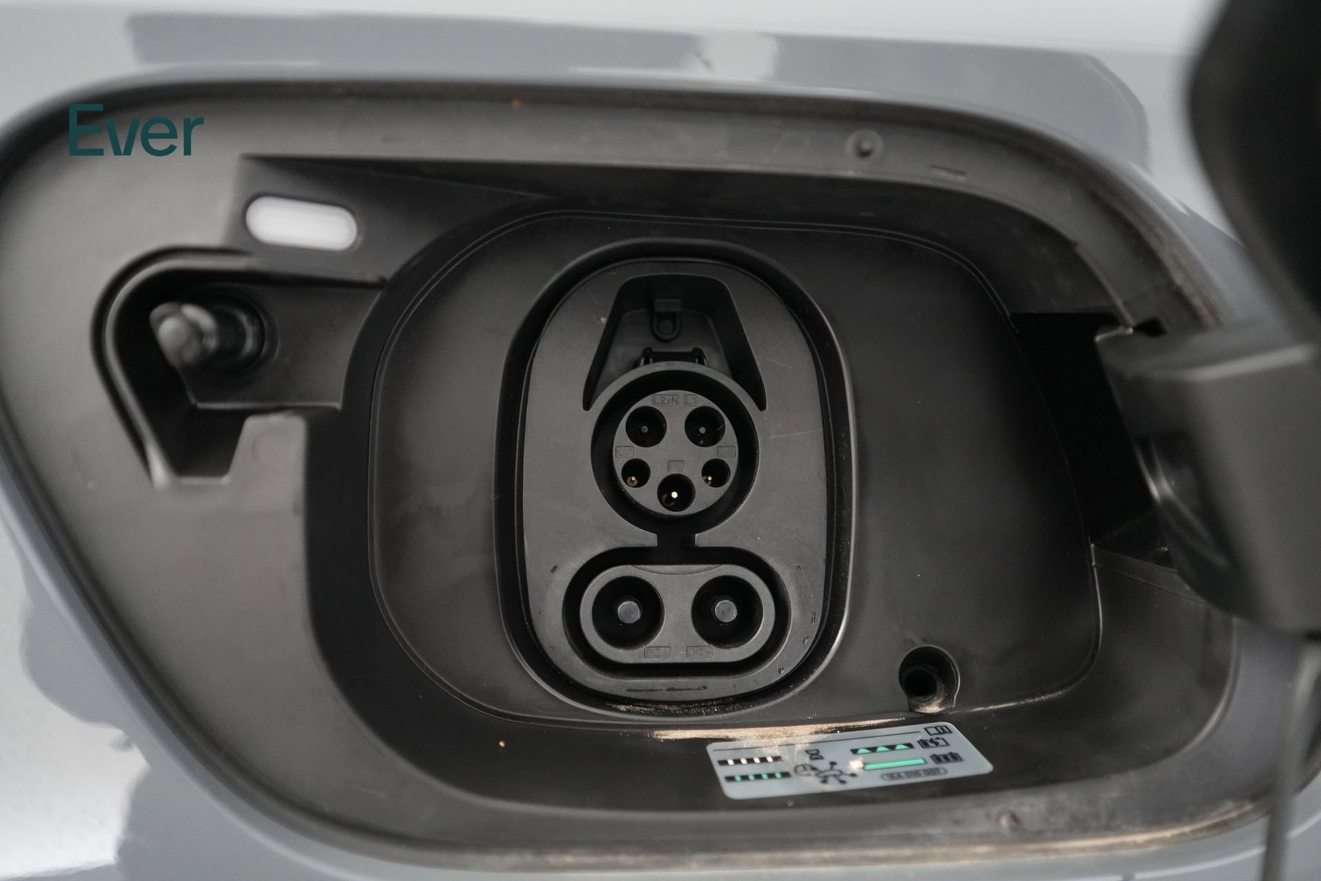 Used 2023 Volkswagen ID.4 Pro S image 10