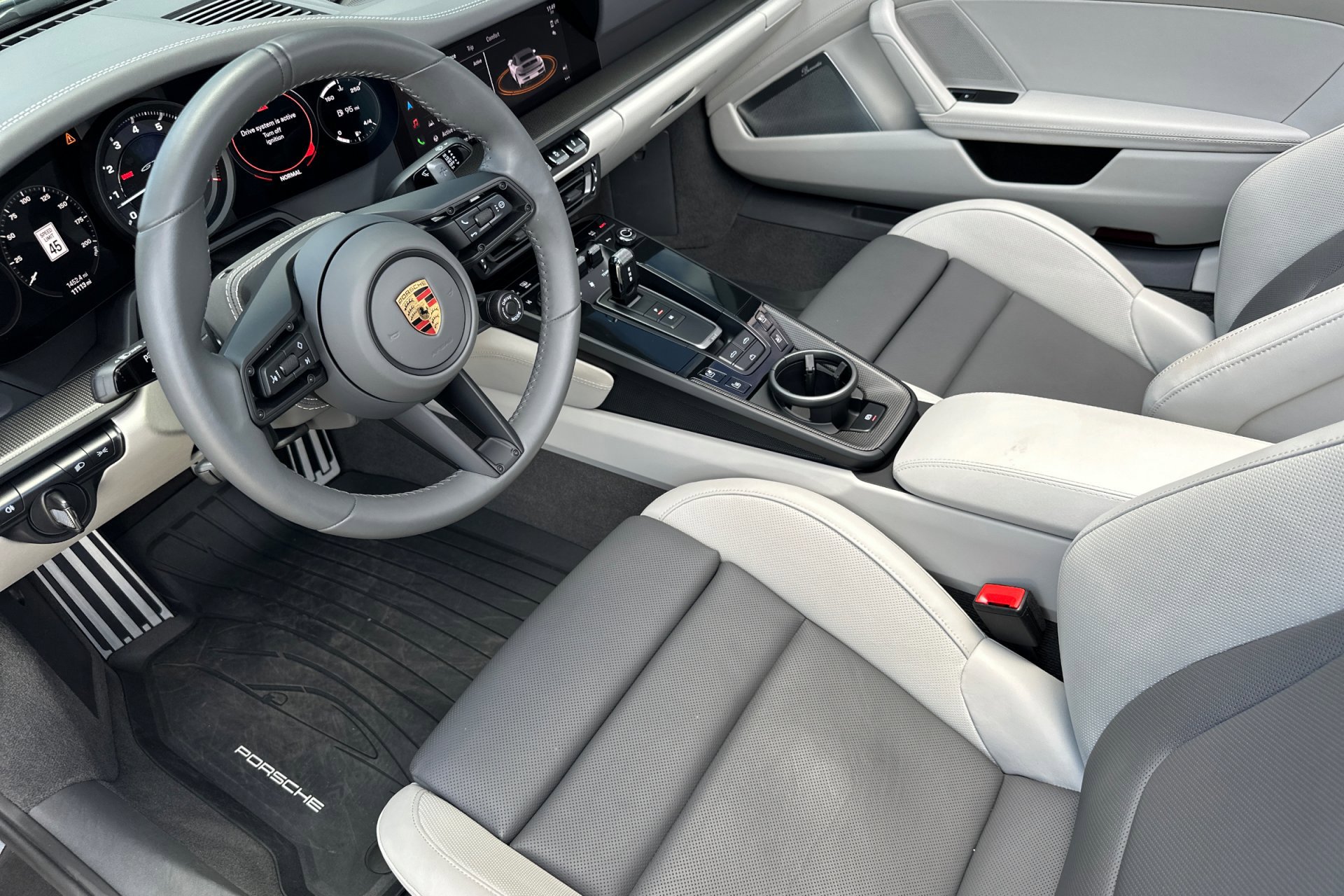 Certified 2023 Porsche 911 Carrera S image 4
