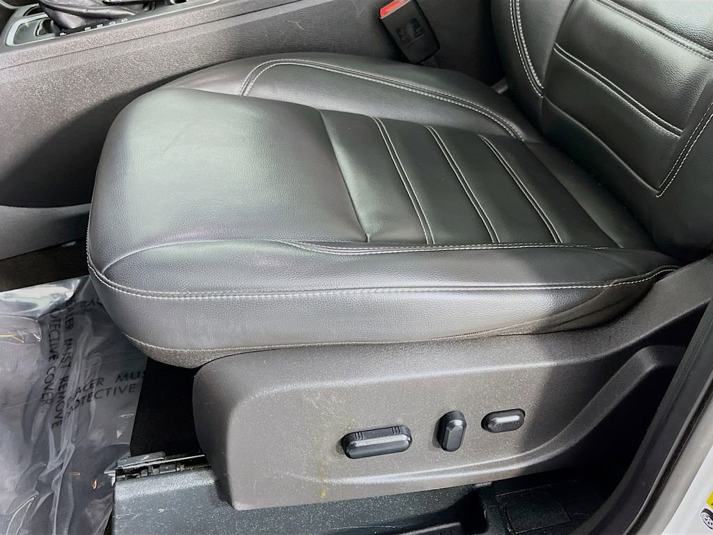 Used 2019 Ford Escape SEL image 27