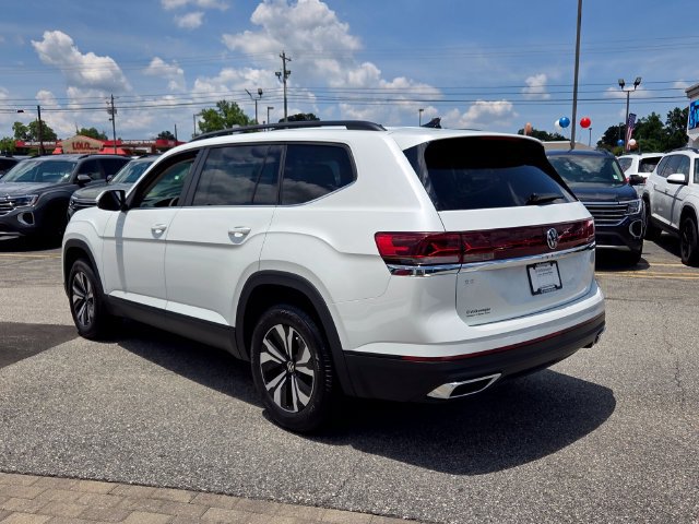 New 2026 Volkswagen Atlas SE FWD image 9
