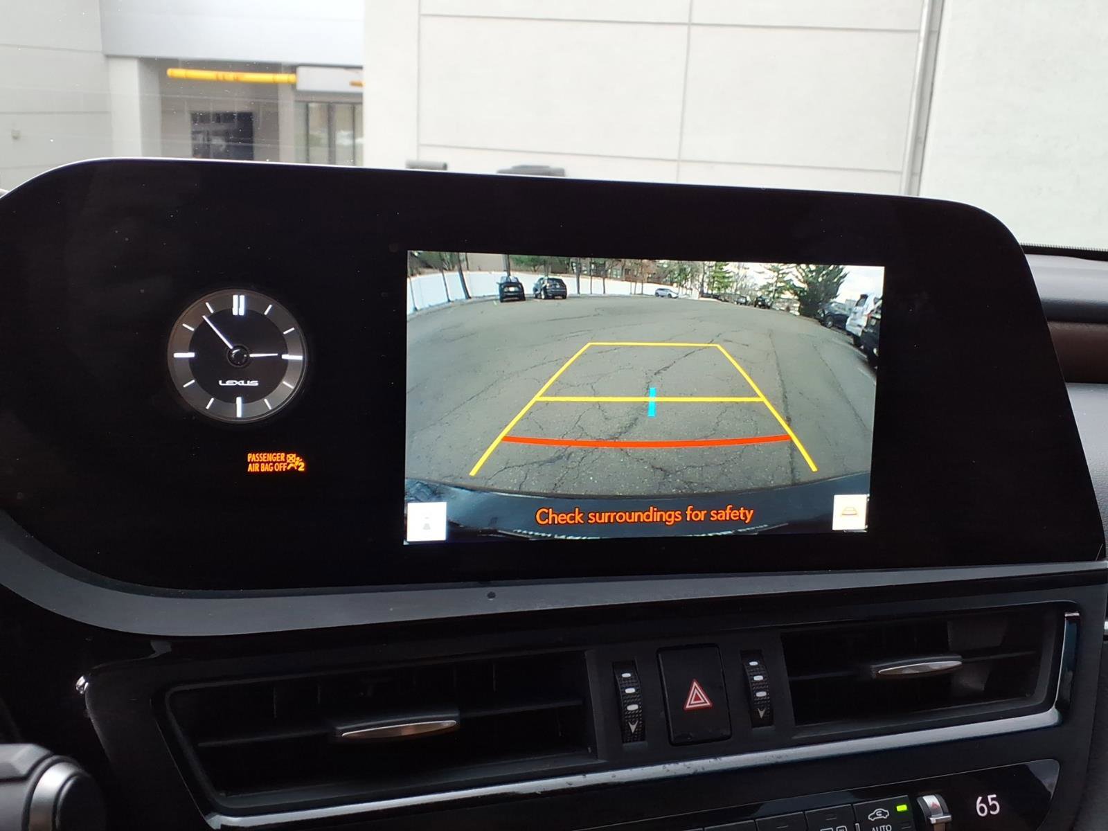 Certified 2024 Lexus ES 350 w/ Premium Package image 18