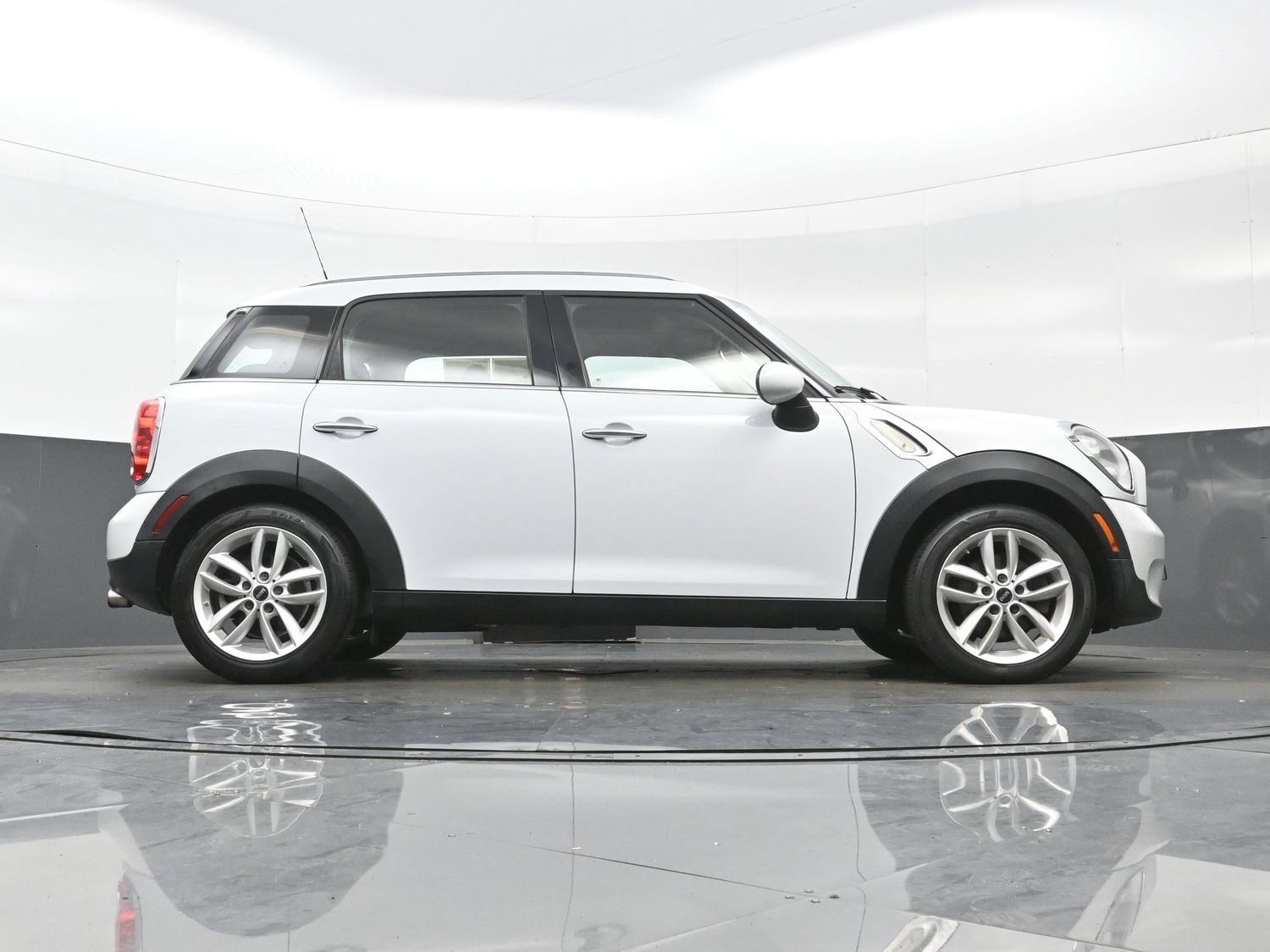 Used 2012 MINI Cooper Countryman FWD image 30