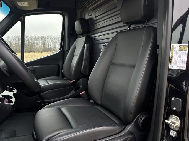 Used 2020 Mercedes-Benz Sprinter 3500 image 18