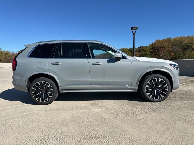 New 2026 Volvo XC90 B6 Plus w/ Protection Package Premier image 8
