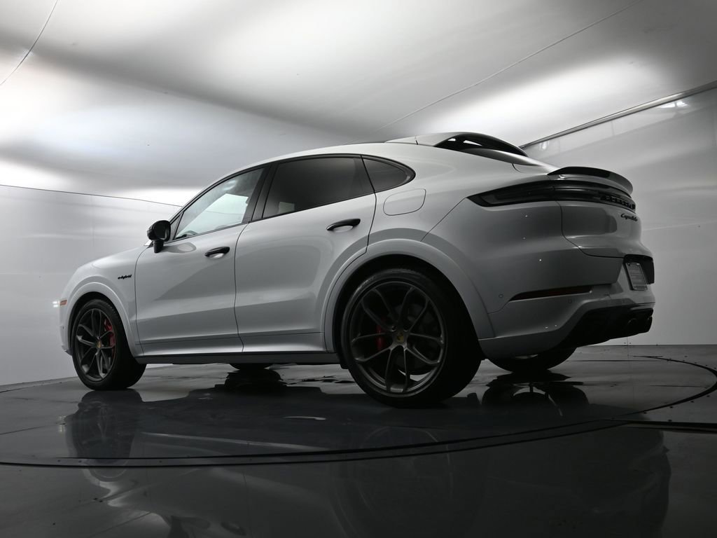 Certified 2024 Porsche Cayenne Turbo image 49