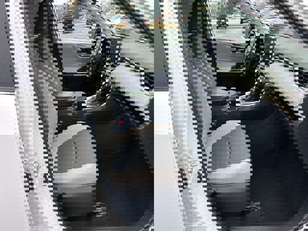 Used 2023 Toyota RAV4 XLE image 22