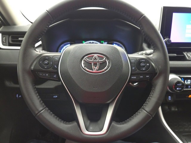 Certified 2025 Toyota RAV4 XLE Premium image 63