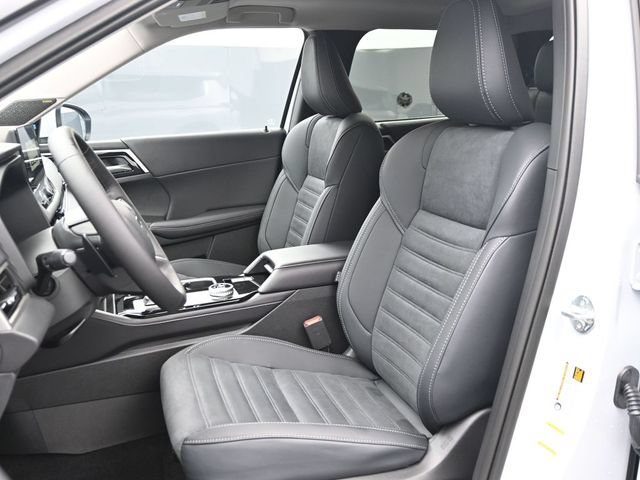 New 2026 Mitsubishi Outlander SE FWD image 5
