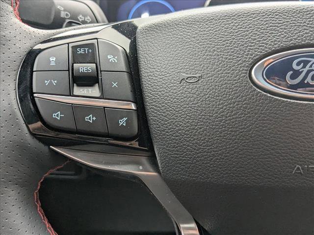 Used 2025 Ford Explorer ST image 11