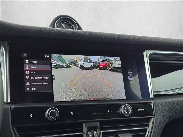 Used 2023 Porsche Macan S AWD/4WD image 18