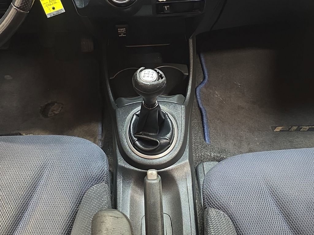 Used 2013 Honda Fit Sport image 19