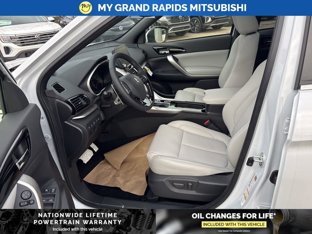 New 2026 Mitsubishi Eclipse Cross SEL AWD/4WD image 8