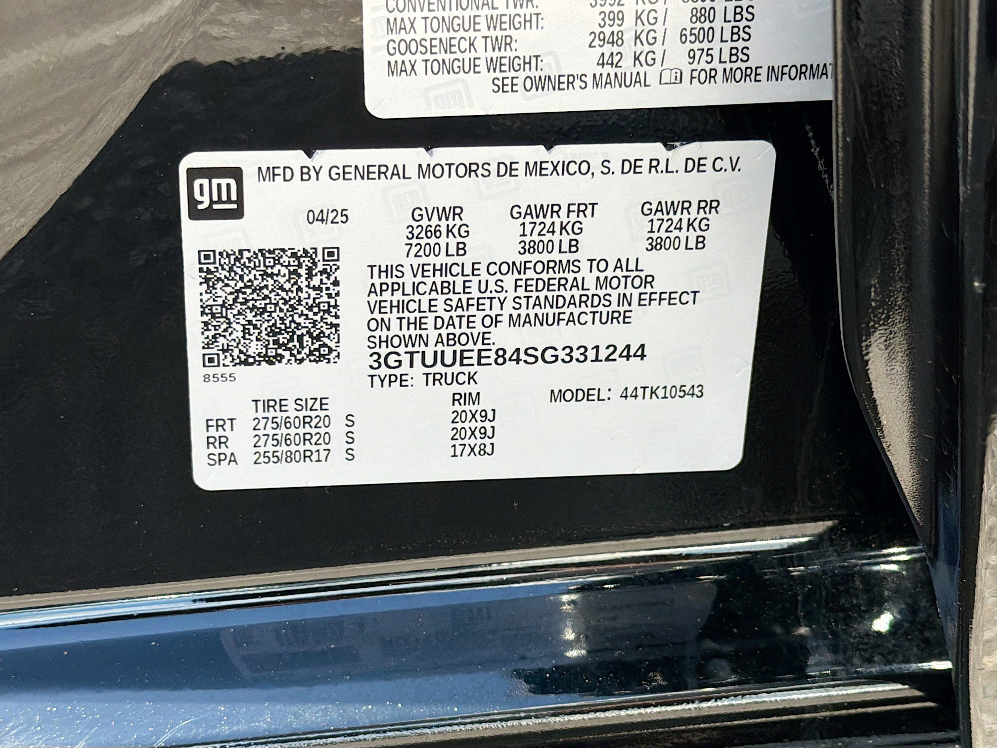 Used 2025 GMC Sierra 1500 AT4 w/ Technology Package image 40