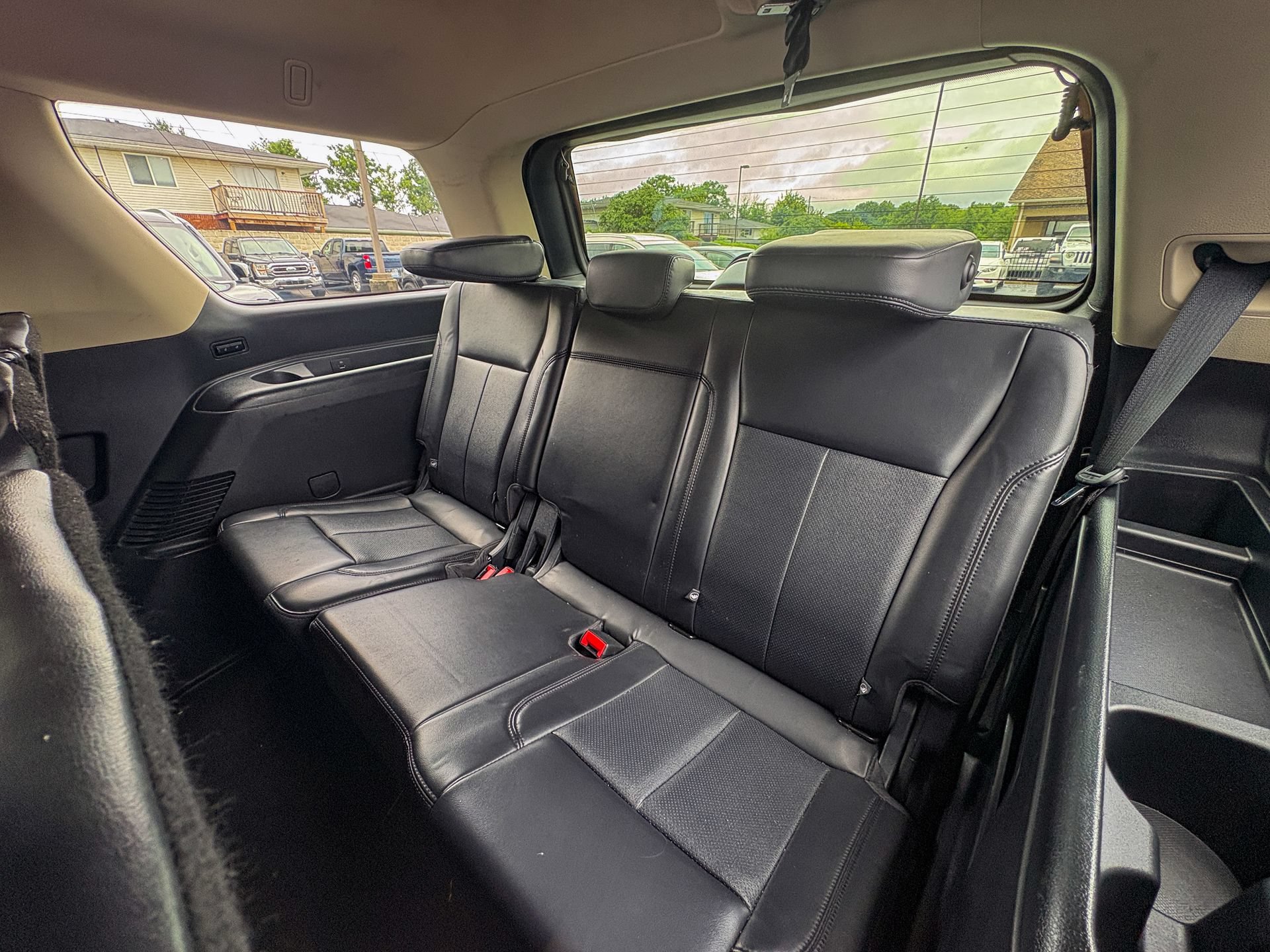 Used 2024 Ford Expedition XLT AWD/4WD image 29