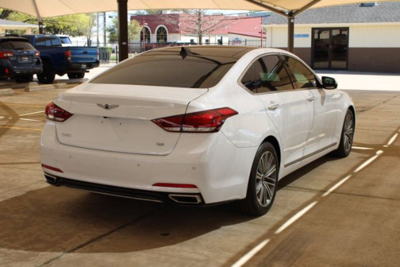 Used 2018 Genesis G80 3.8 w/ Option Group 02 RWD image 10