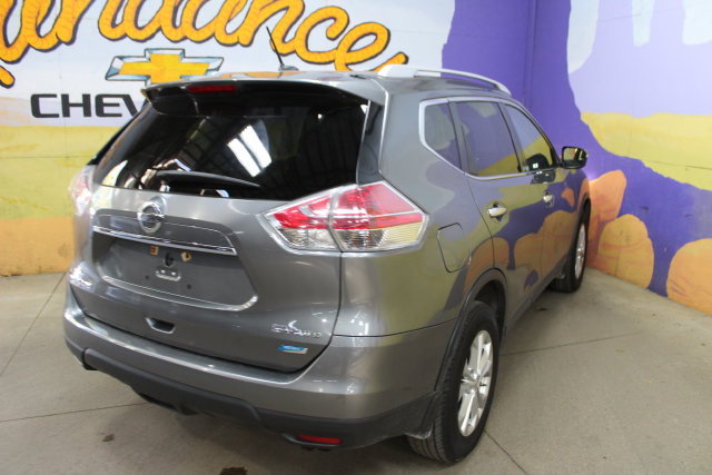 Used 2015 Nissan Rogue SV AWD/4WD image 8