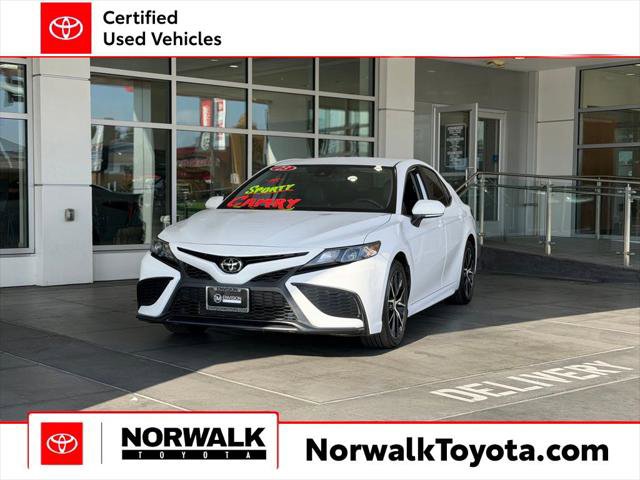 Certified 2023 Toyota Camry SE FWD image 1