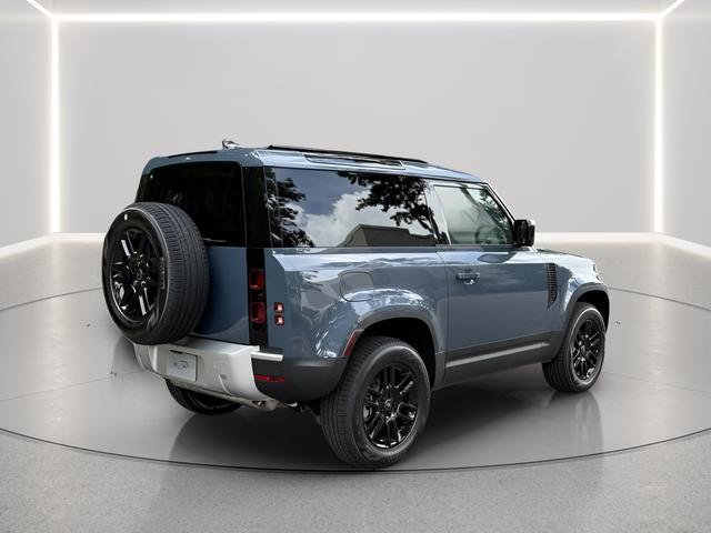 Certified 2025 Land Rover Defender 90 S AWD/4WD image 5