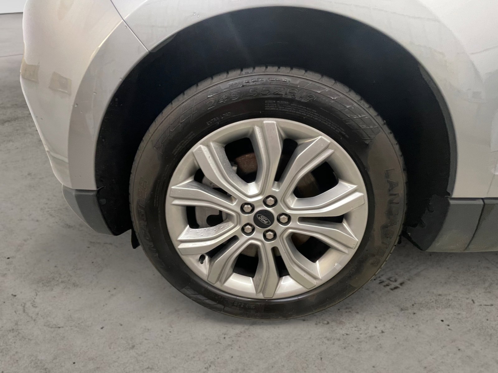 Used 2023 Ford Edge Titanium AWD/4WD image 14