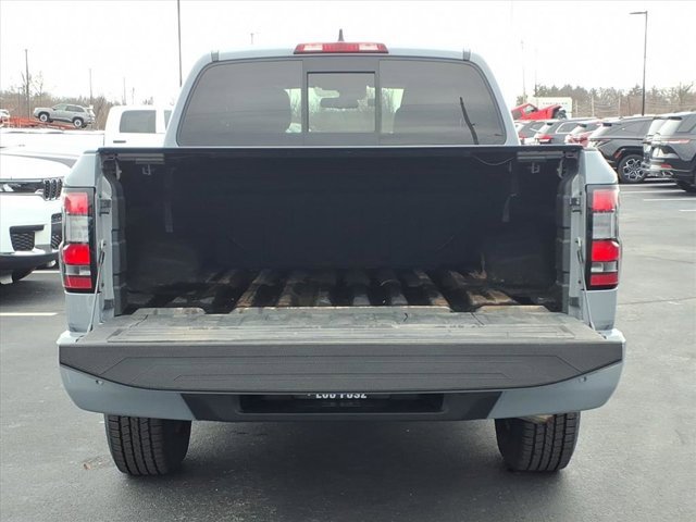 Used 2022 Nissan Frontier PRO-4X w/ Technology Package image 28