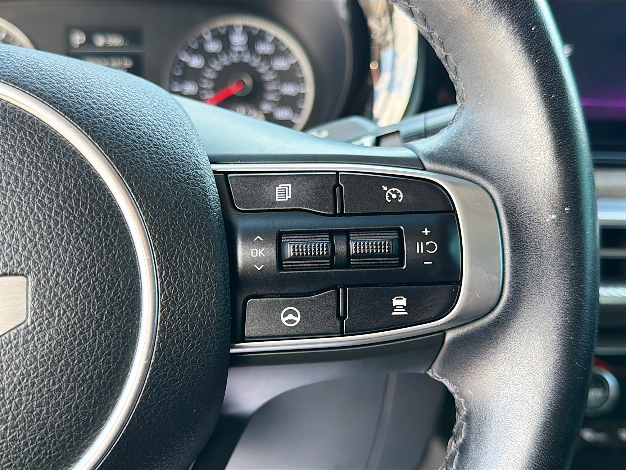 Used 2022 Kia K5 EX w/ EX Premium Package image 38