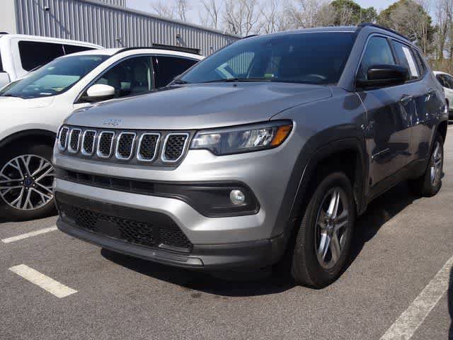 Used 2024 Jeep Compass Latitude